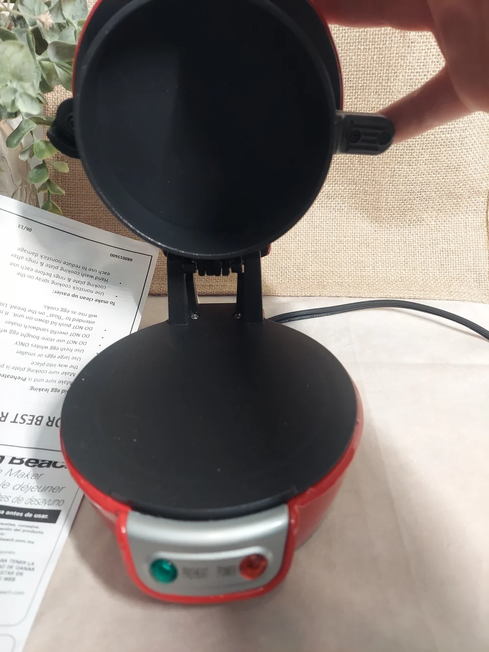 Hamilton Beach Red Breakfast Sandwich Maker New Without Box - Manual Included